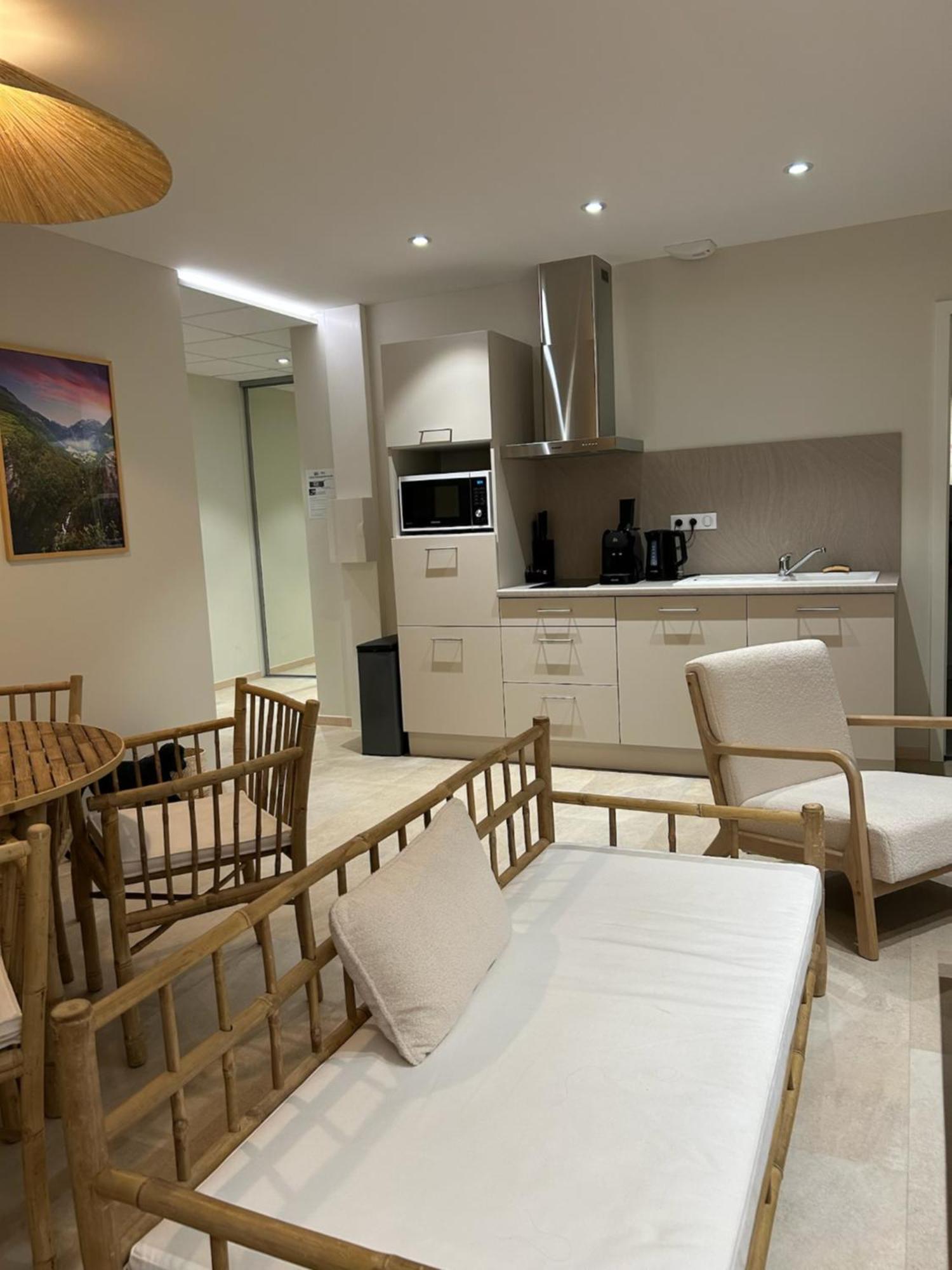 Logis Hotel Restaurant La Vraine Gironcourt-sur-Vraine Dış mekan fotoğraf